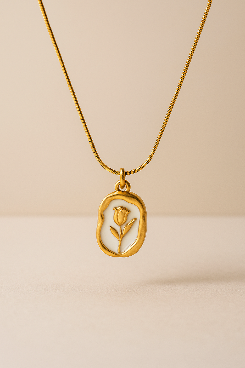 Rose Vintage Necklace