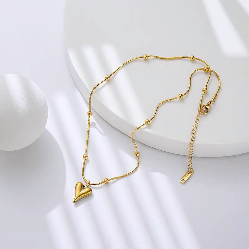 Heart Shaped Pendant With Chain
