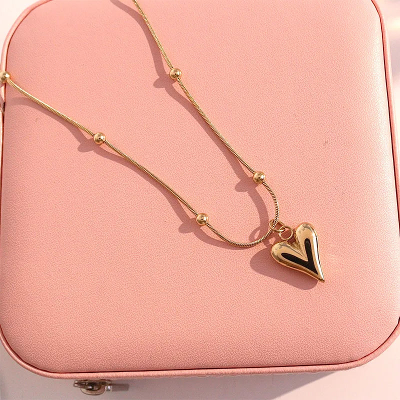 Heart Shaped Pendant With Chain